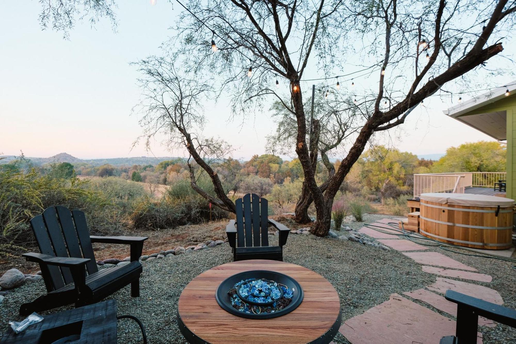 Tu'Nlii House Creekfront Hot Tub Fire Pit Villa Cornville Dış mekan fotoğraf